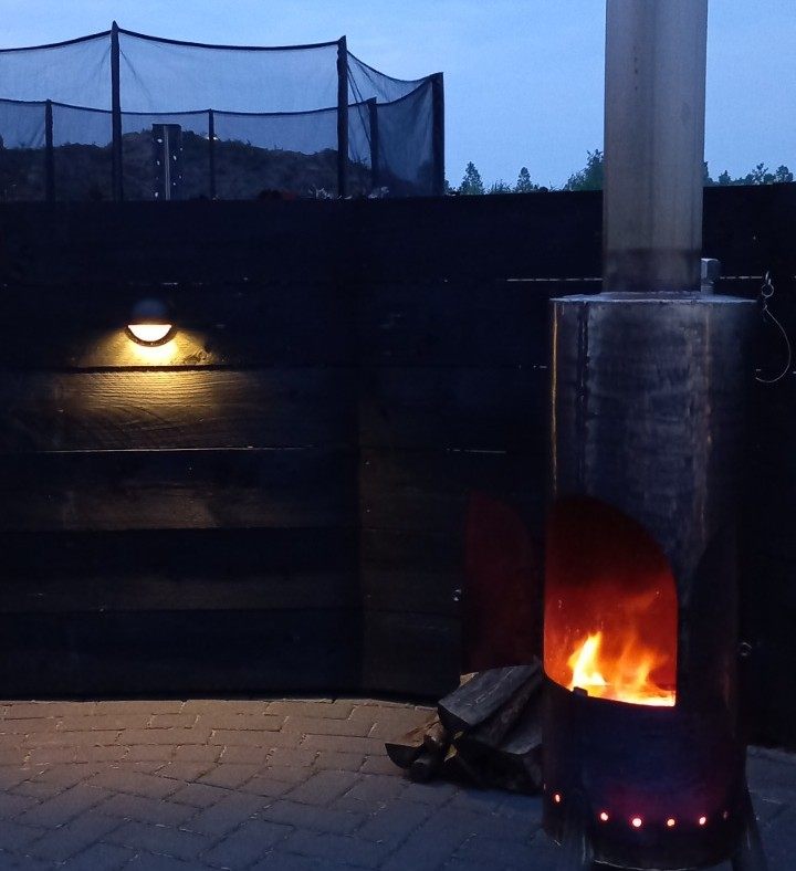 Tuinhaard bij avond